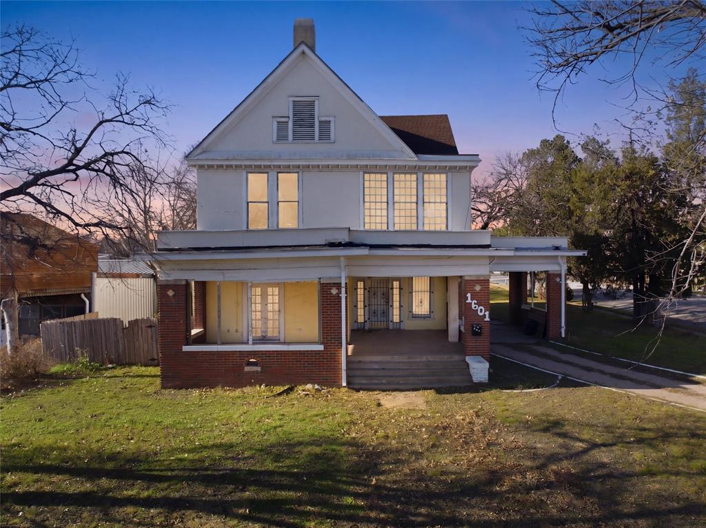 1601 Columbus Avenue Property Photo 1