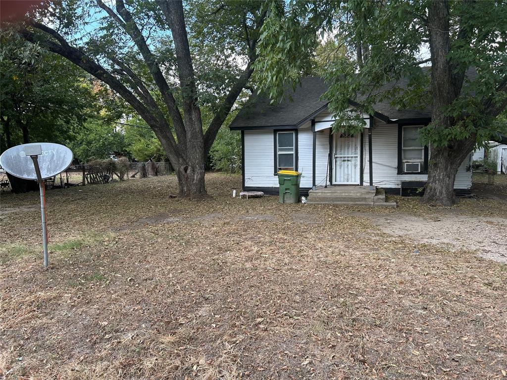 302 Mulberry Avenue Property Photo 1