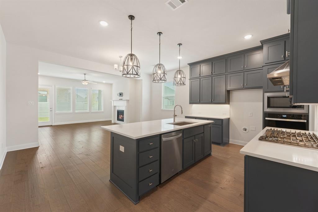 1302 19th Street Property Photo 3