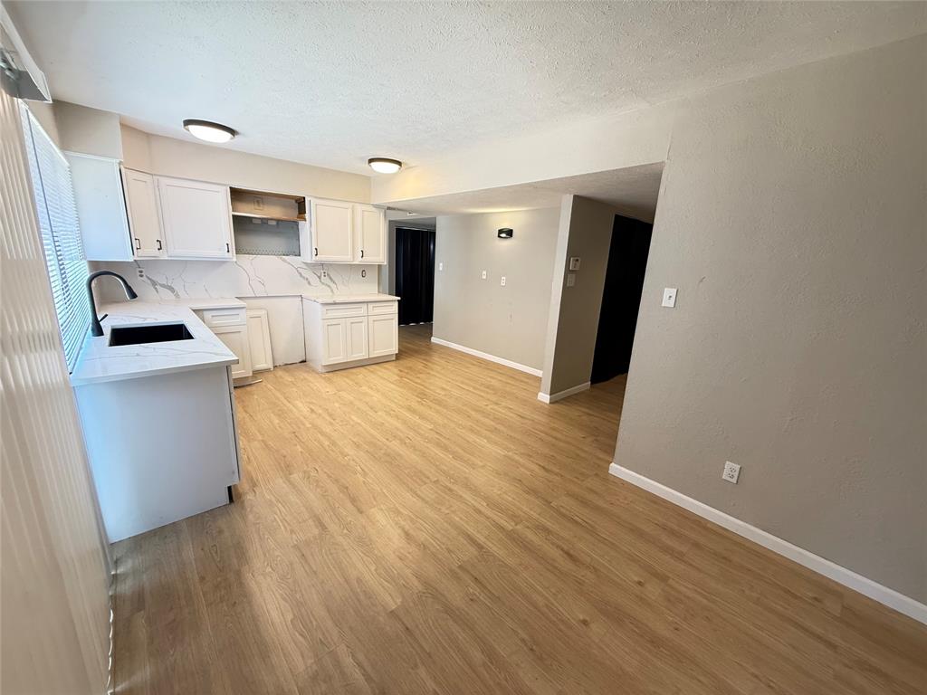 4212 Coronet Property Photo 10