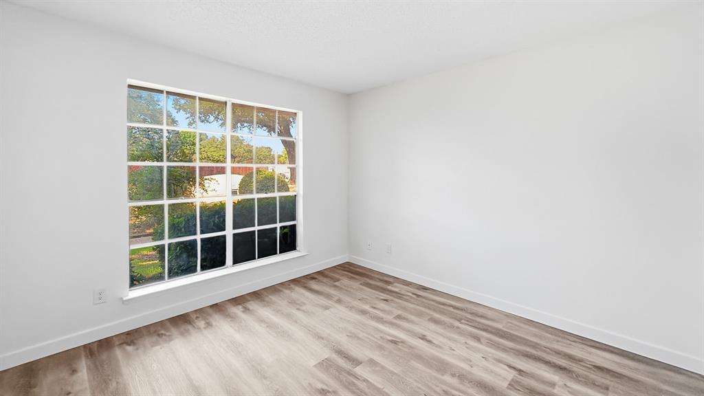 12550 Fireglow Walk Property Photo 18