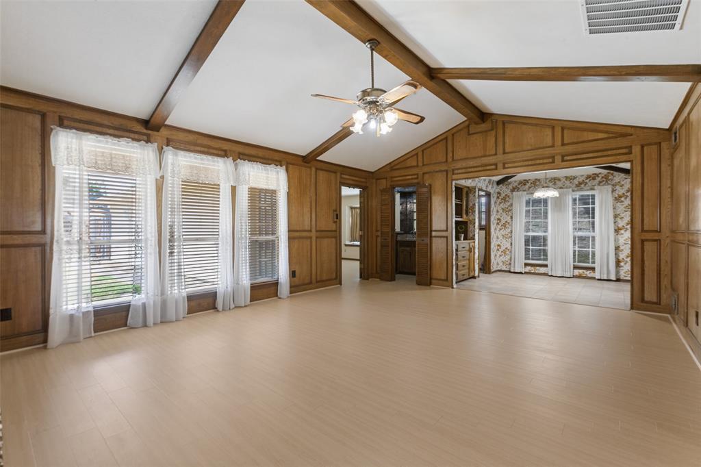 1700 Mayflower Drive Property Photo 6