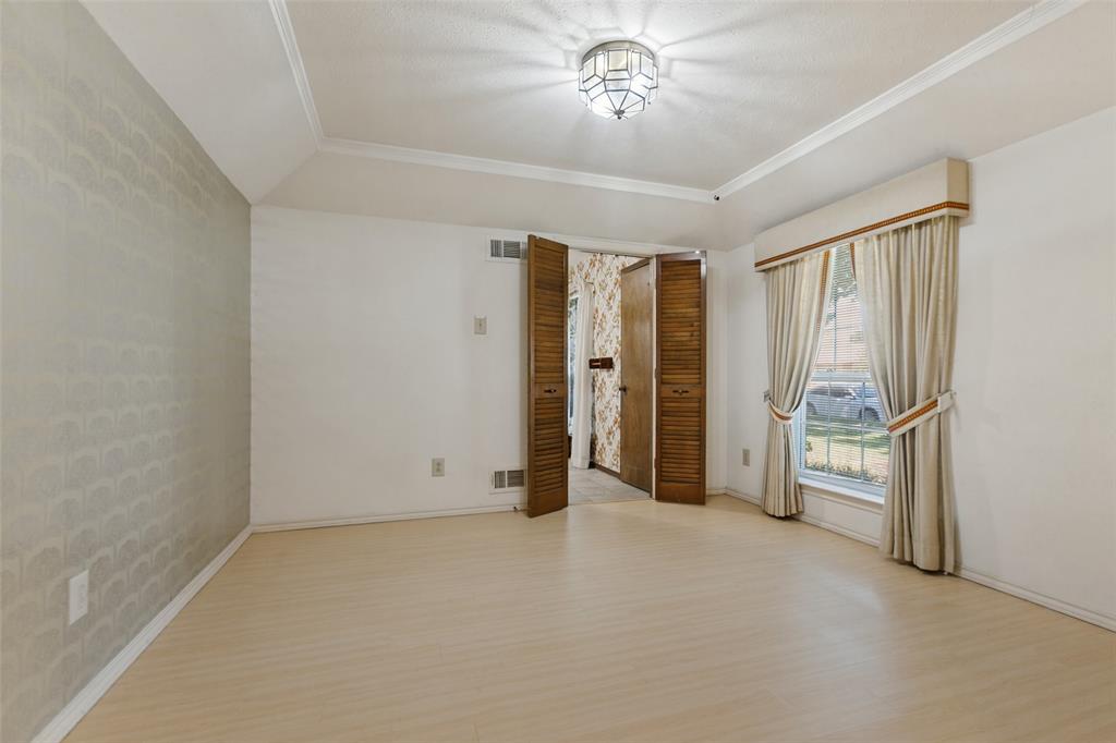 1700 Mayflower Drive Property Photo 9
