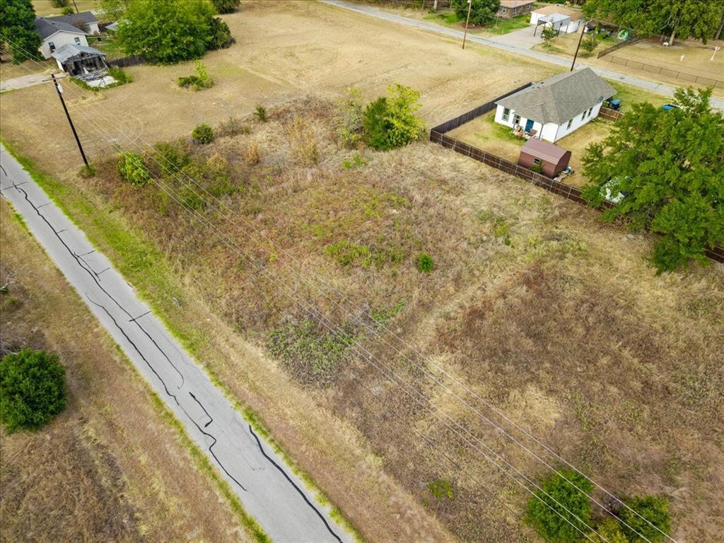 1045 Midway Road Property Photo 5