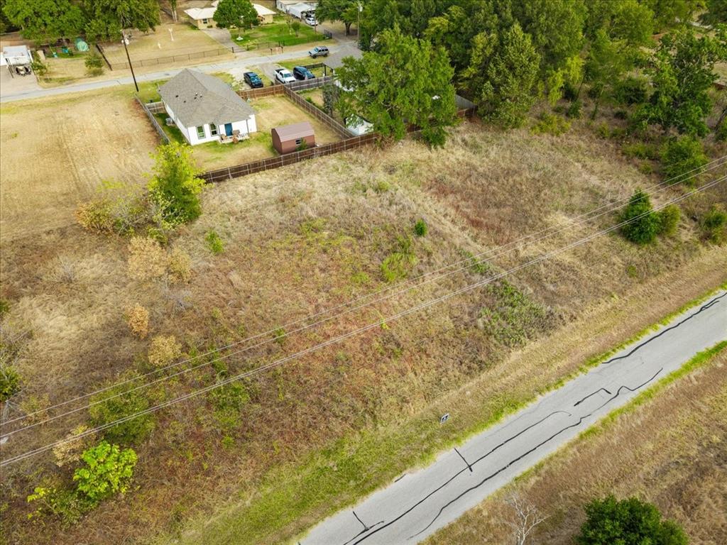 1045 Midway Road Property Photo 6