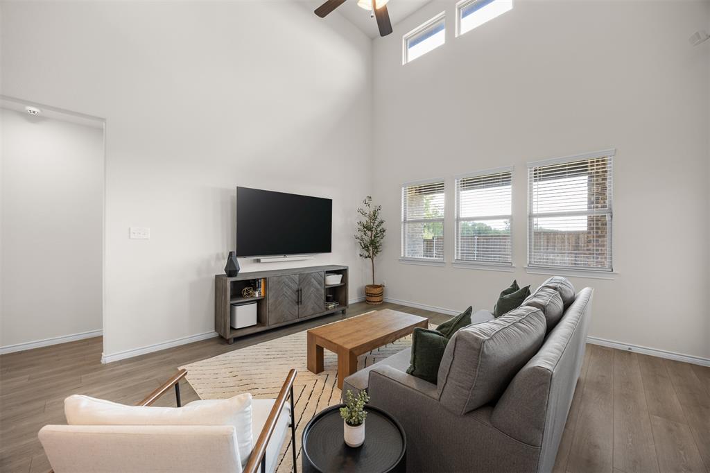 591 Yucca Court Property Photo 10