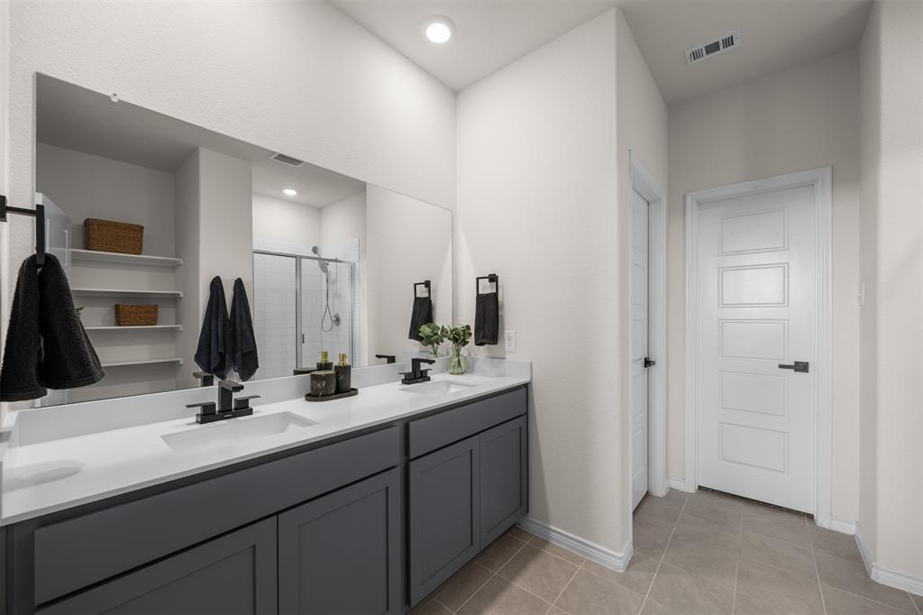 591 Yucca Court Property Photo 17