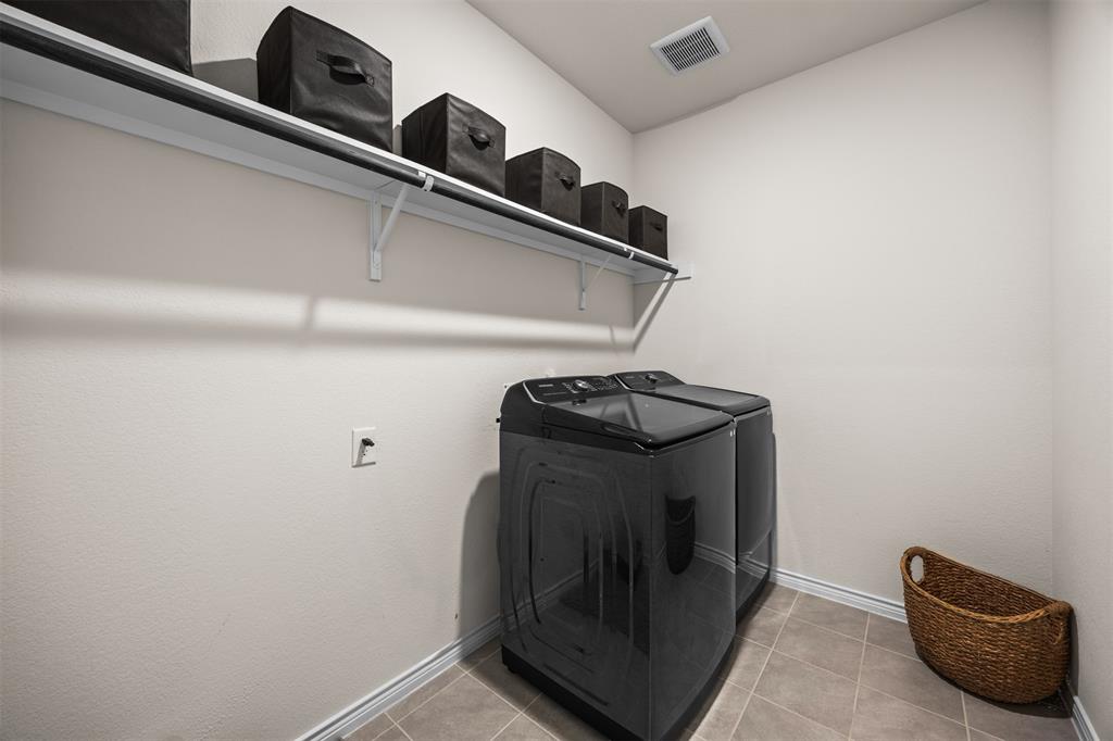 591 Yucca Court Property Photo 26