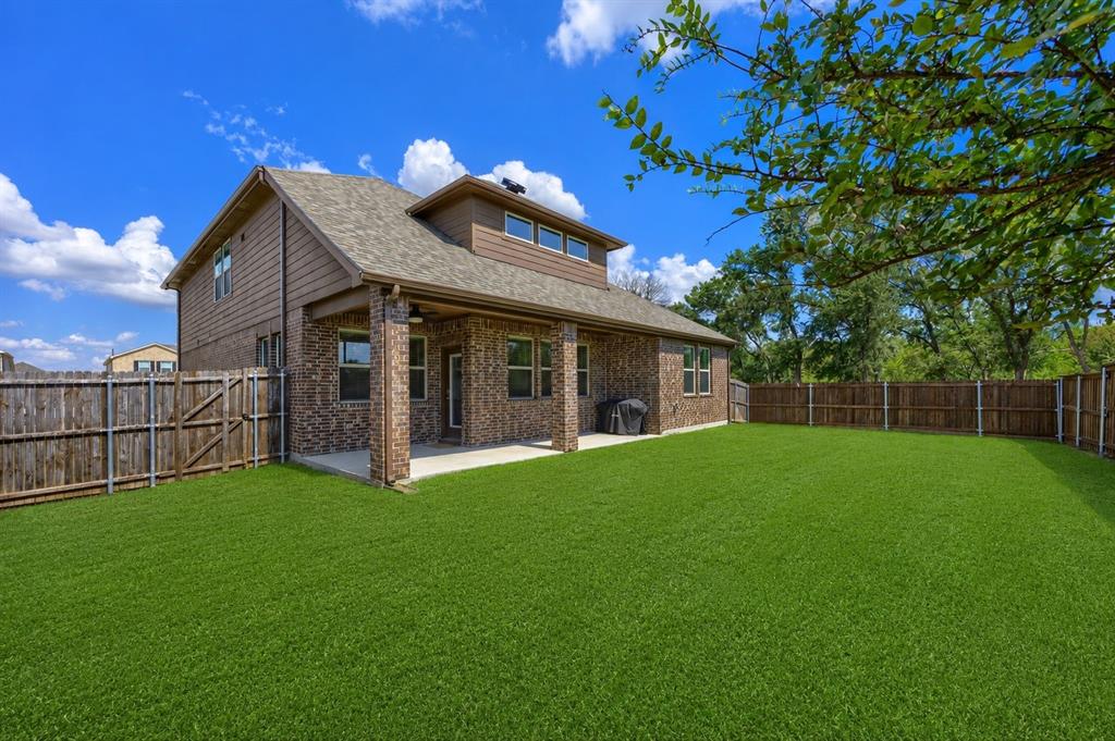 591 Yucca Court Property Photo 36