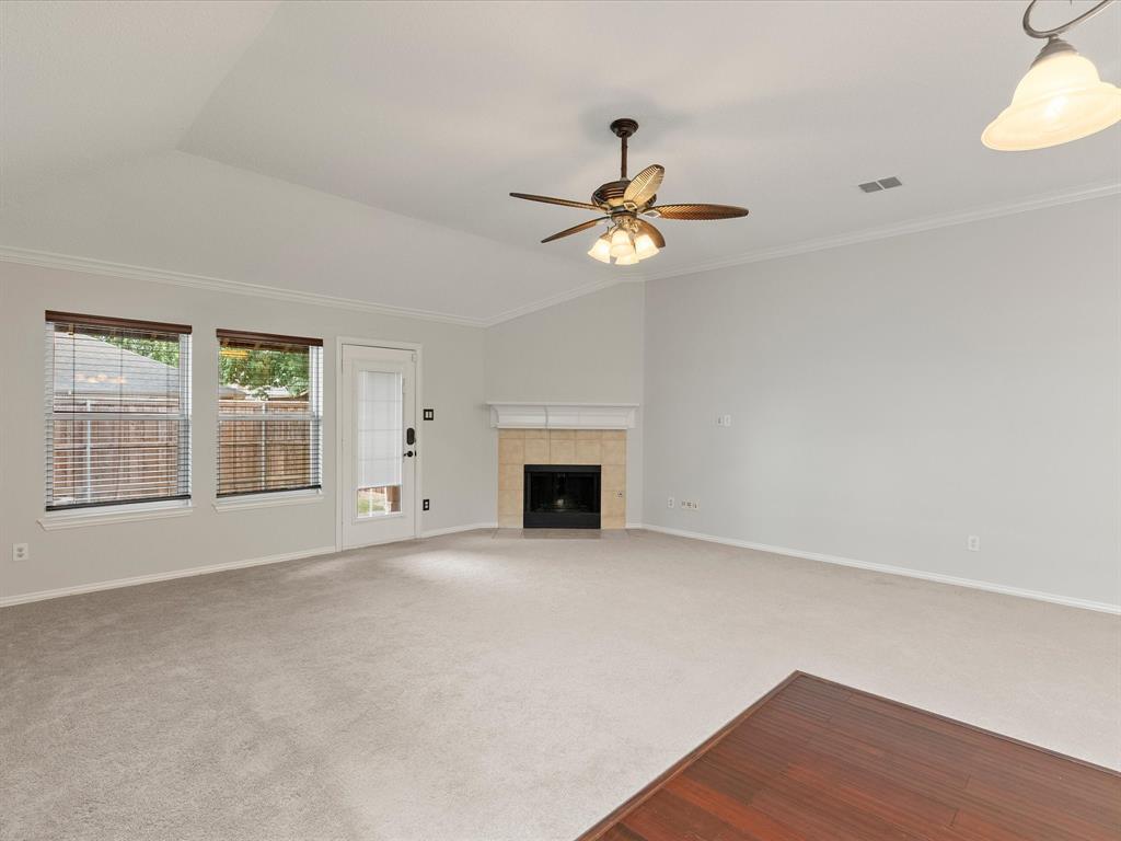 6401 Candletree Lane Property Photo 7