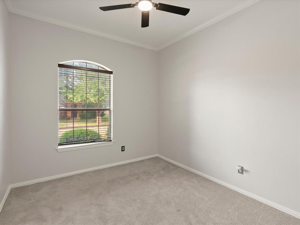6401 Candletree Lane Property Photo 14