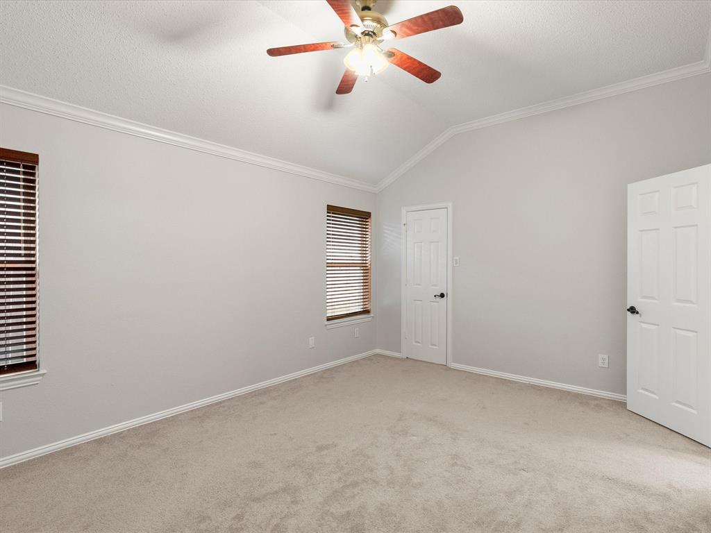6401 Candletree Lane Property Photo 20
