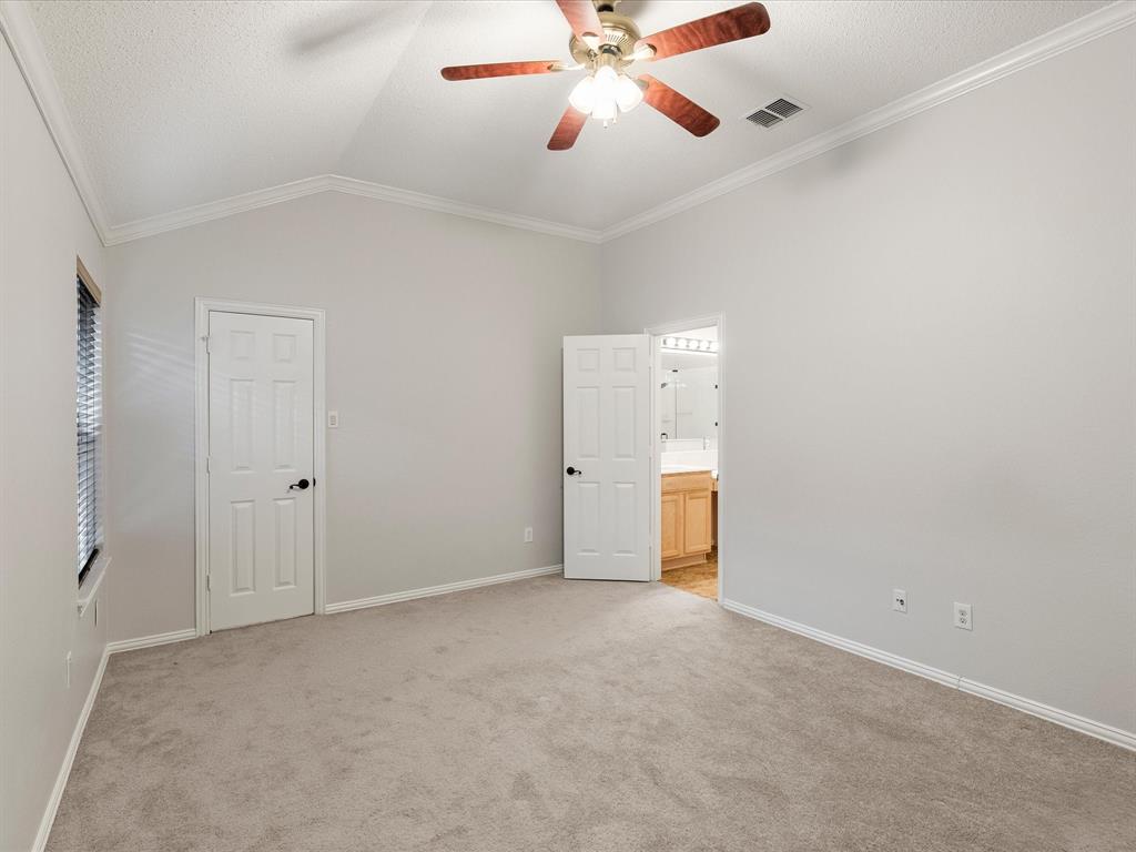 6401 Candletree Lane Property Photo 21
