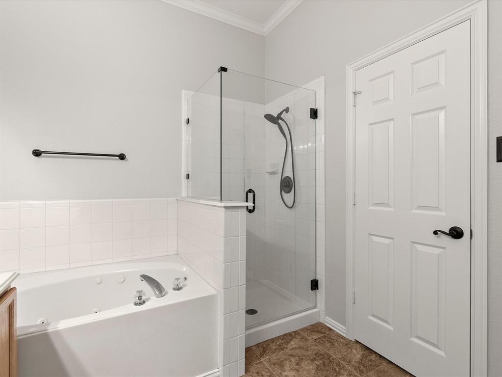 6401 Candletree Lane Property Photo 23