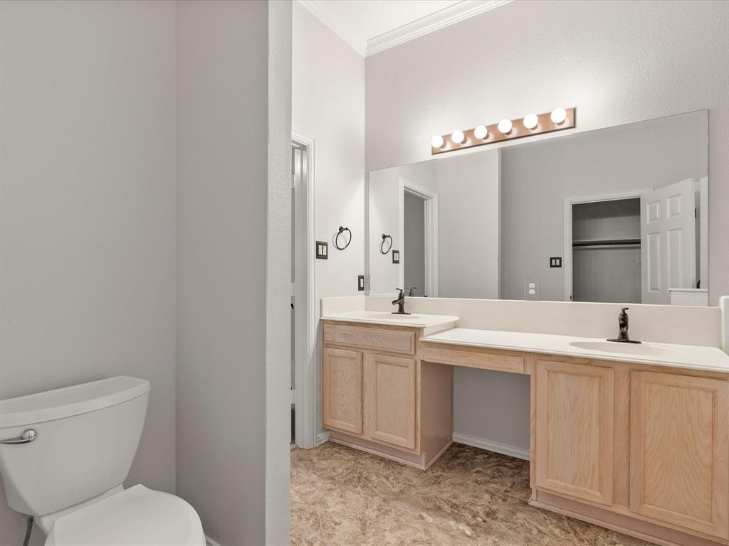6401 Candletree Lane Property Photo 24