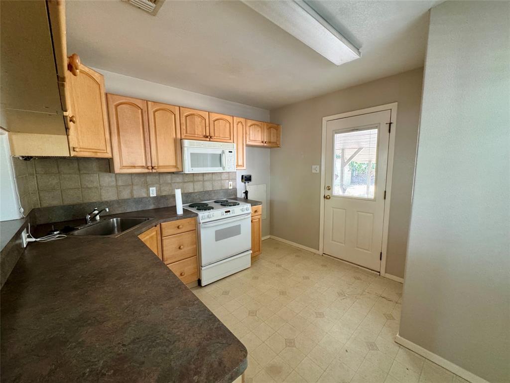 1013 Wilshire Boulevard Property Photo 7