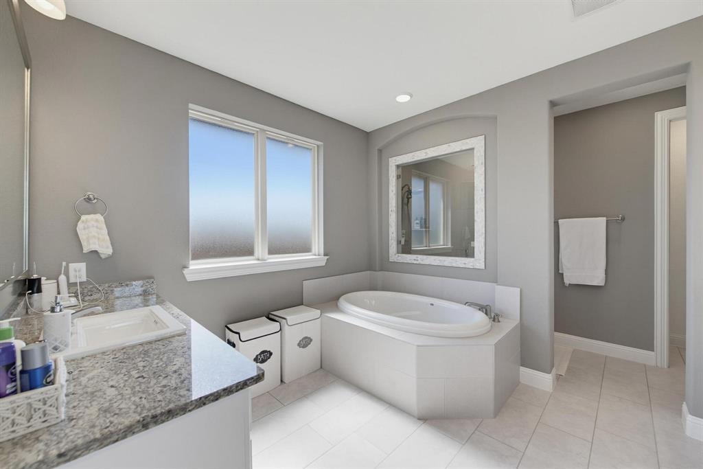 1811 Sable Bay Lane Property Photo 12