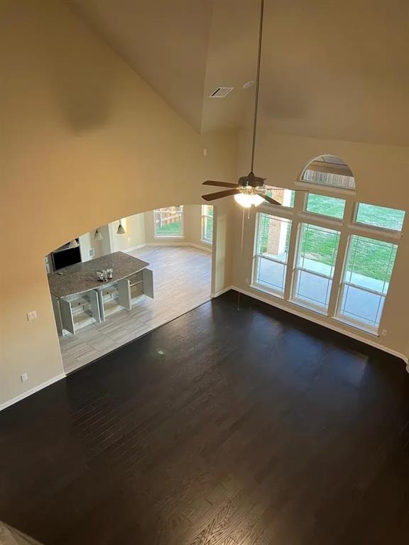504 Christie Crossing Property Photo 20