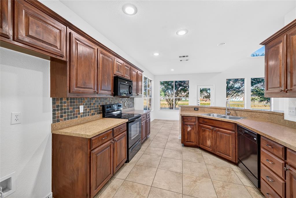 10834 Axton Court Property Photo 11