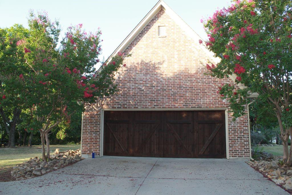 197 E Bay Drive Property Photo 6
