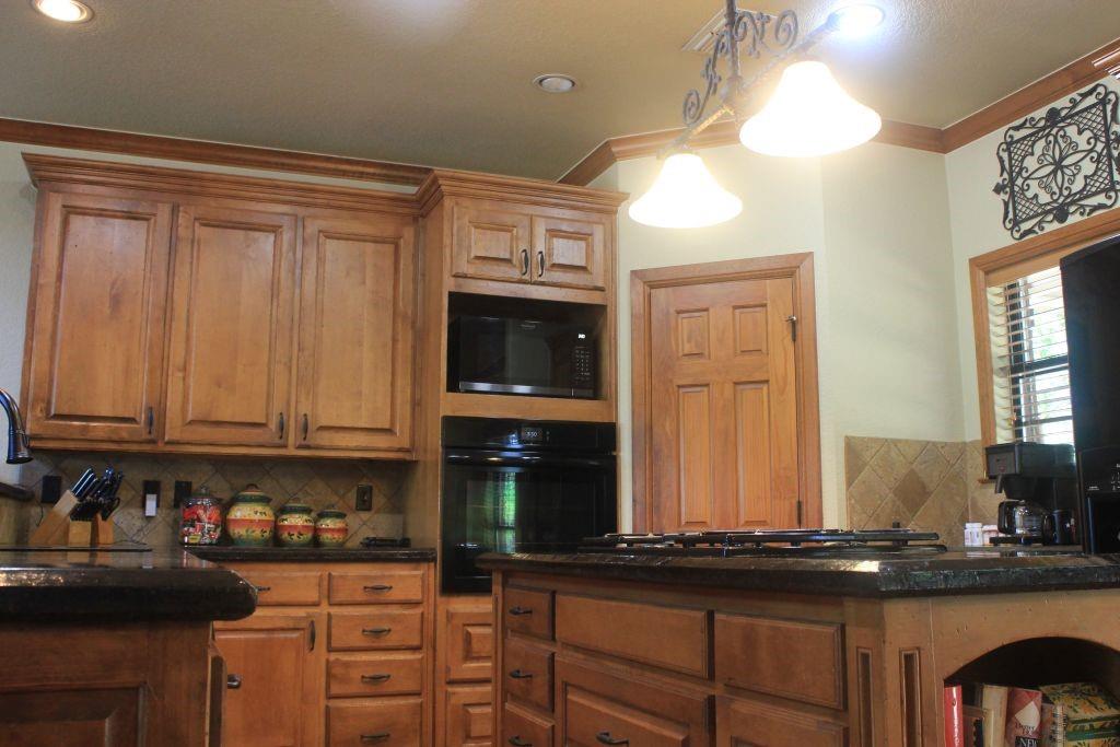 197 E Bay Drive Property Photo 10