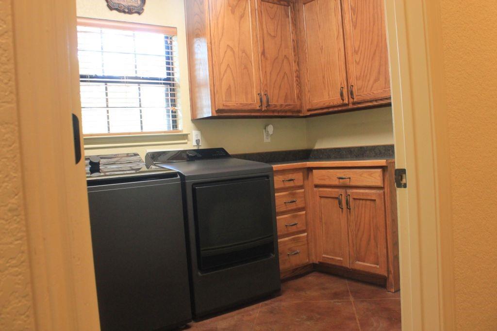 197 E Bay Drive Property Photo 30