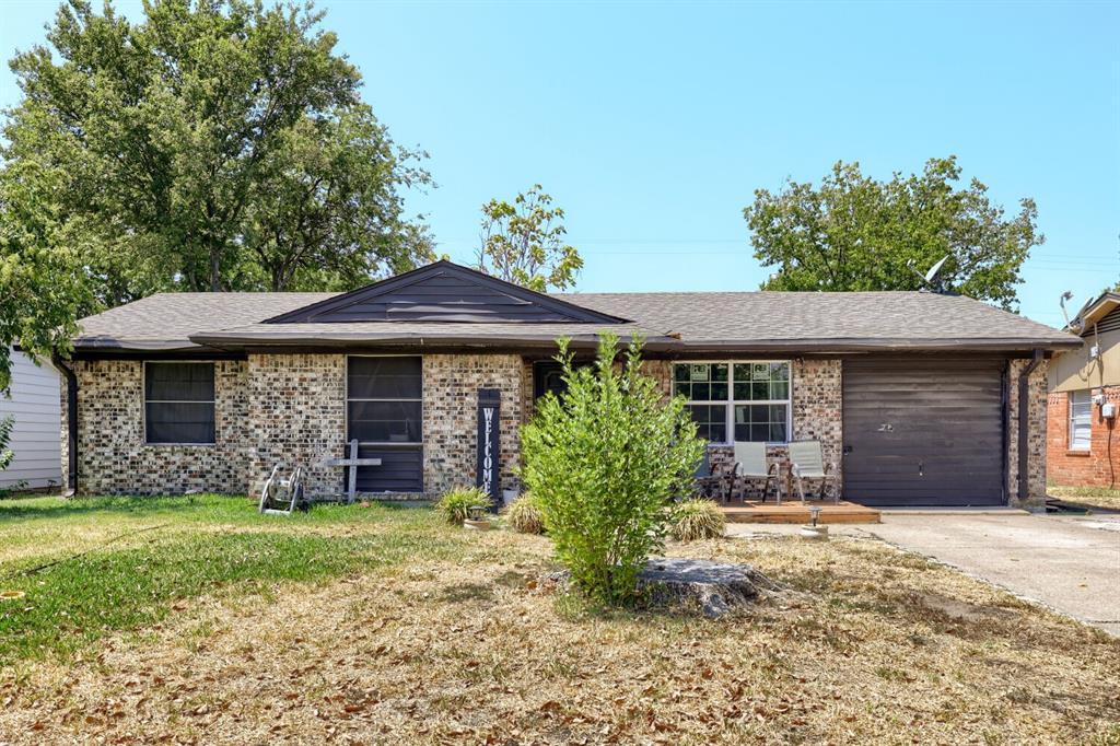 2305 Arcady Lane Property Photo 1