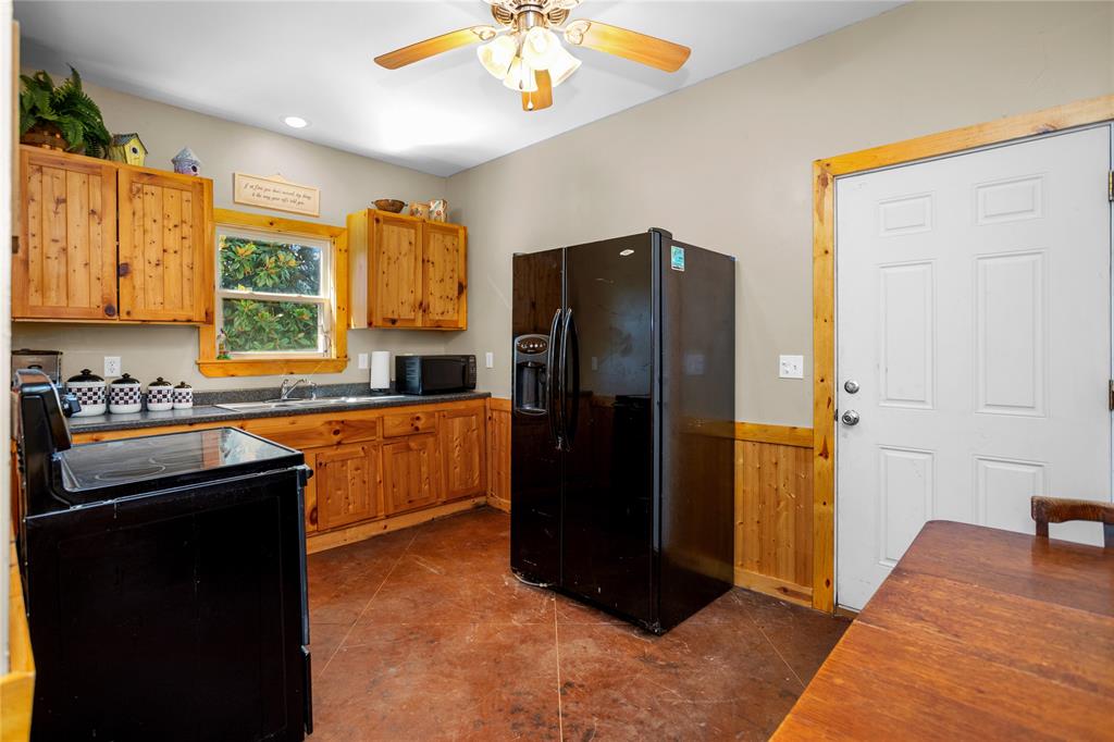 649 An County Road 1215 Property Photo 36
