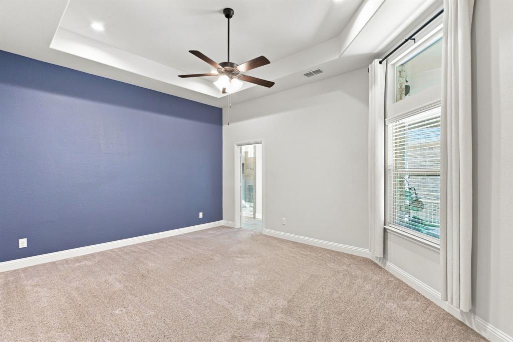 908 Plaza Lane Property Photo 14