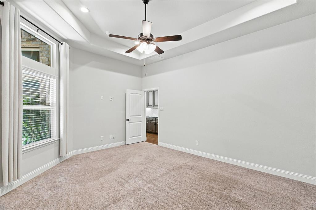 908 Plaza Lane Property Photo 16