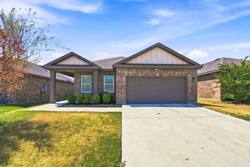 8405 Hawkview Drive Property Photo 1