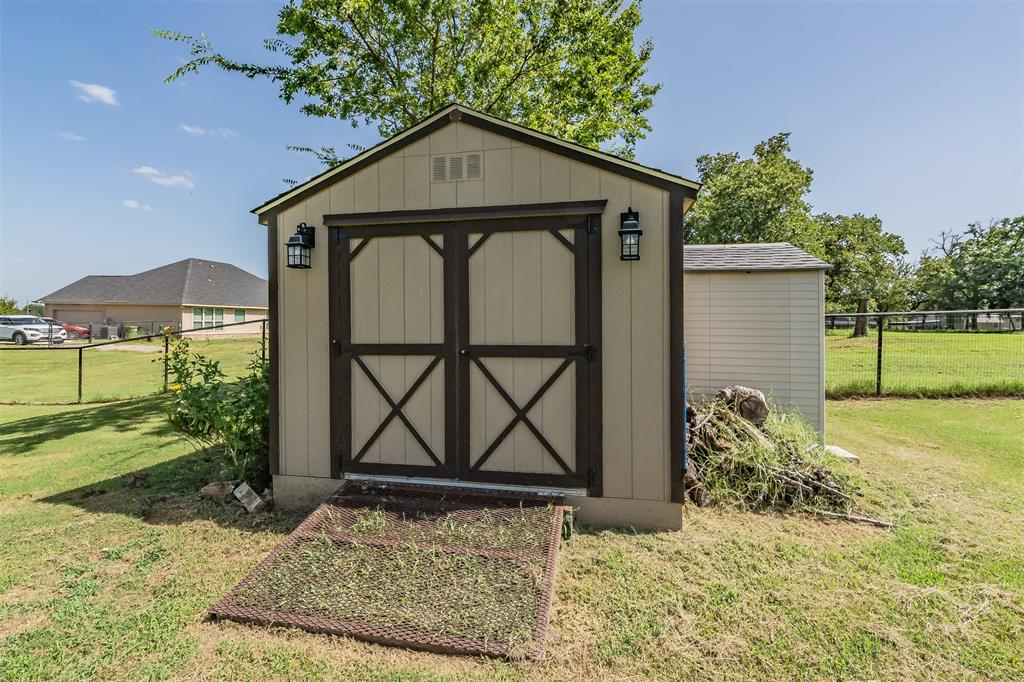 1268 County Road 4797 Property Photo 38