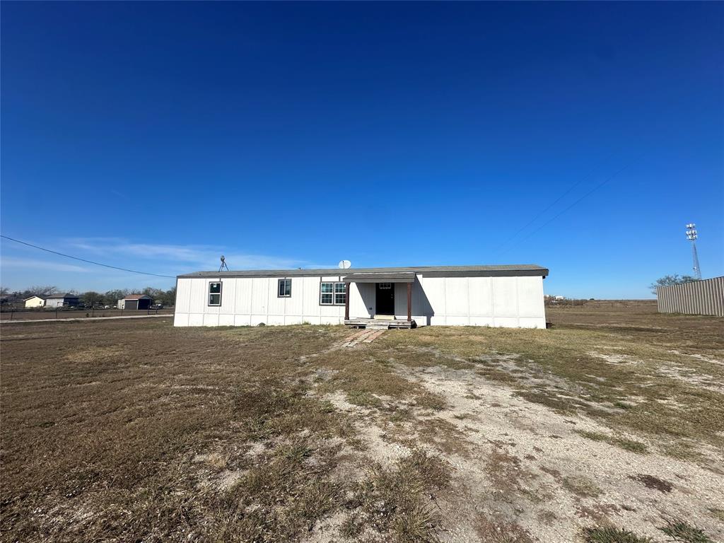 211 Alton Lane Property Photo 1