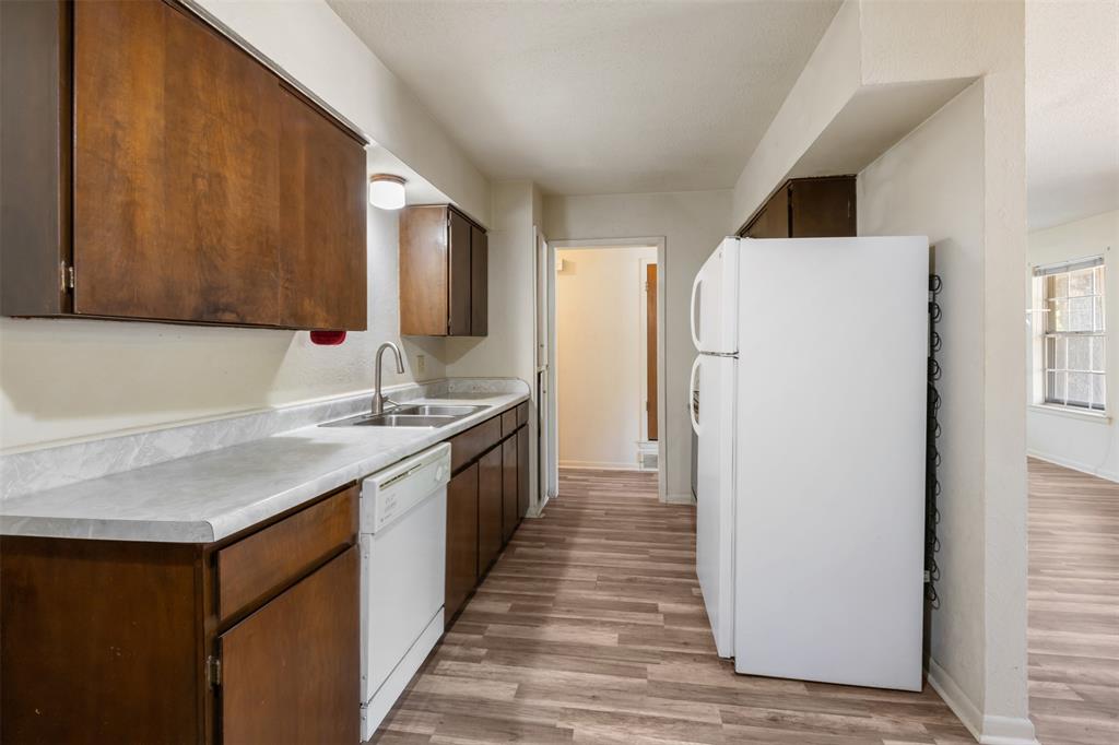 2409 Mccormick Street Property Photo 4