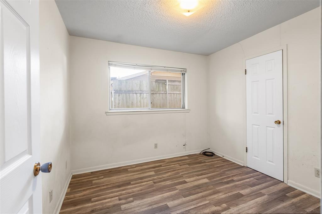 2409 Mccormick Street Property Photo 8