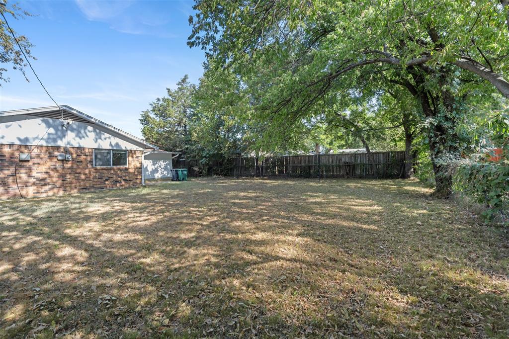 2409 Mccormick Street Property Photo 13