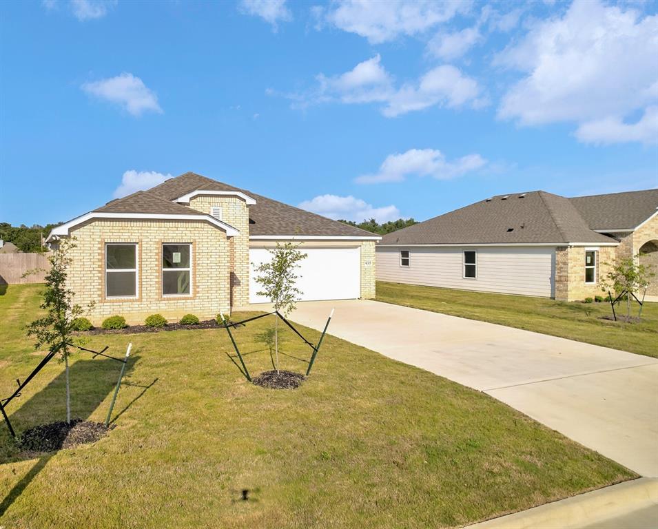 935 Antelope Trail Property Photo 3