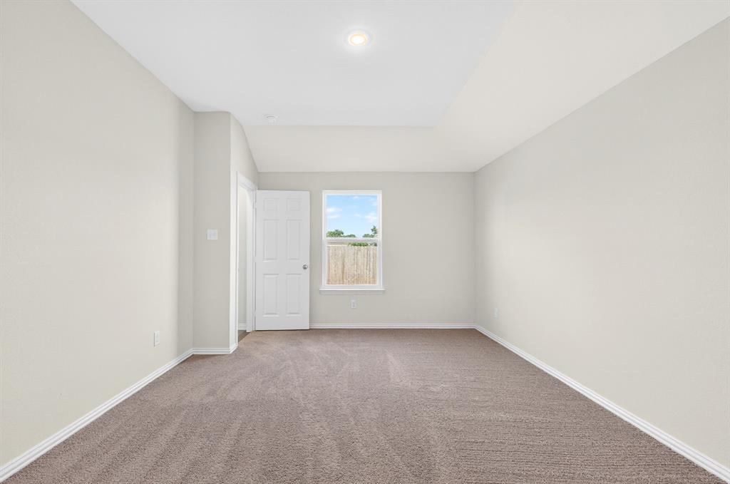 935 Antelope Trail Property Photo 13