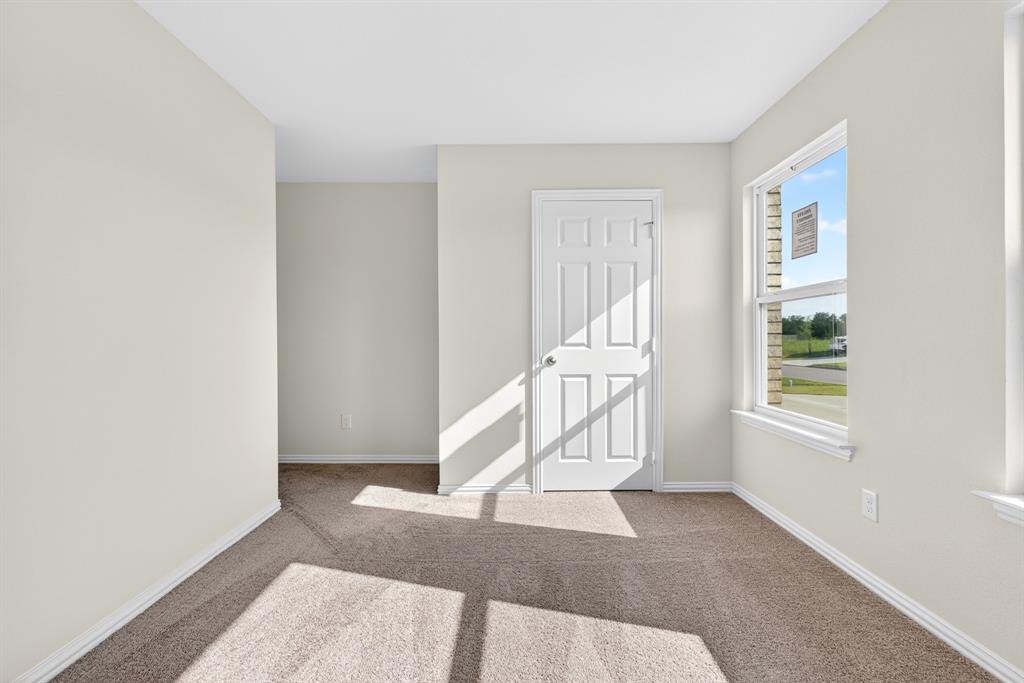 935 Antelope Trail Property Photo 14