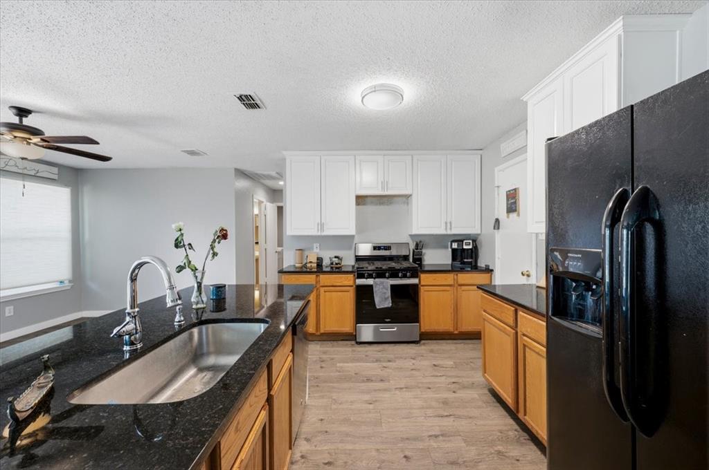 2423 Ranchview Drive Property Photo 6