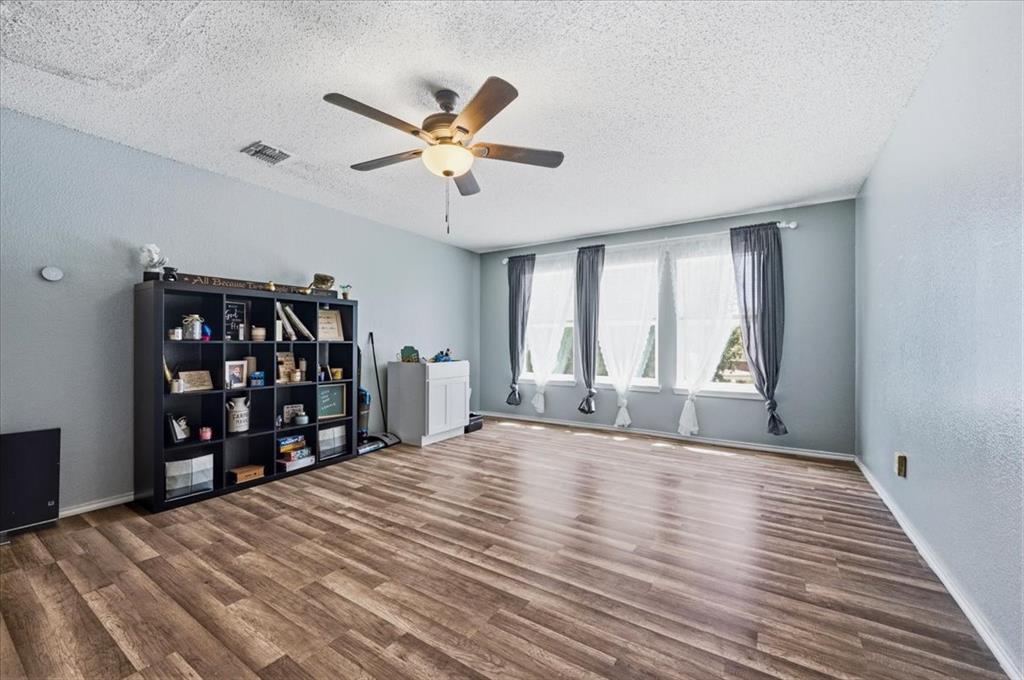2423 Ranchview Drive Property Photo 15