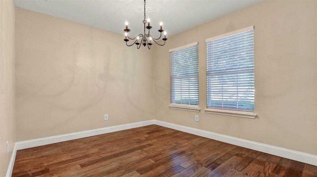 1605 Southridge Lane Property Photo 9