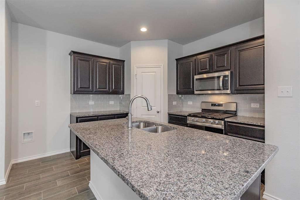 2112 River Pine Road Property Photo 11