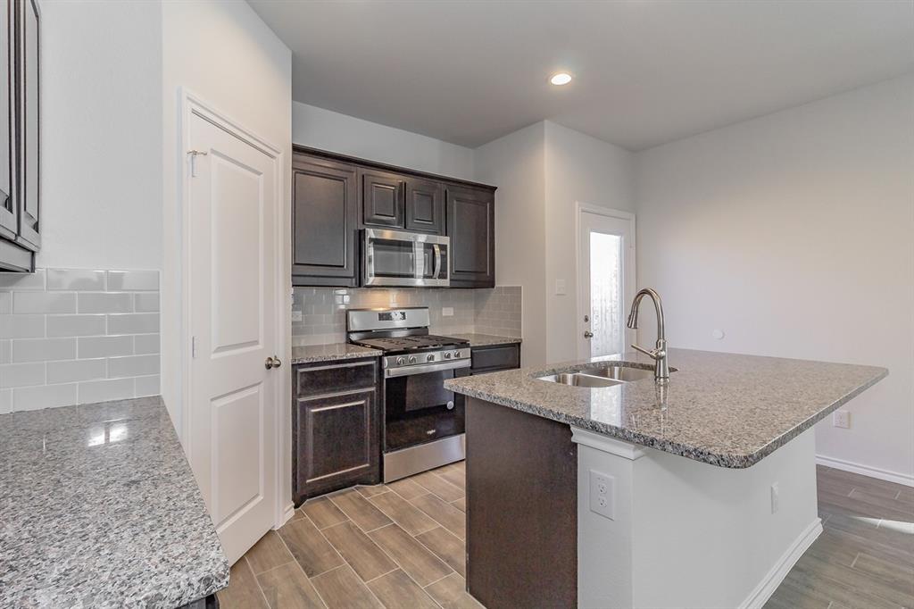 2112 River Pine Road Property Photo 13