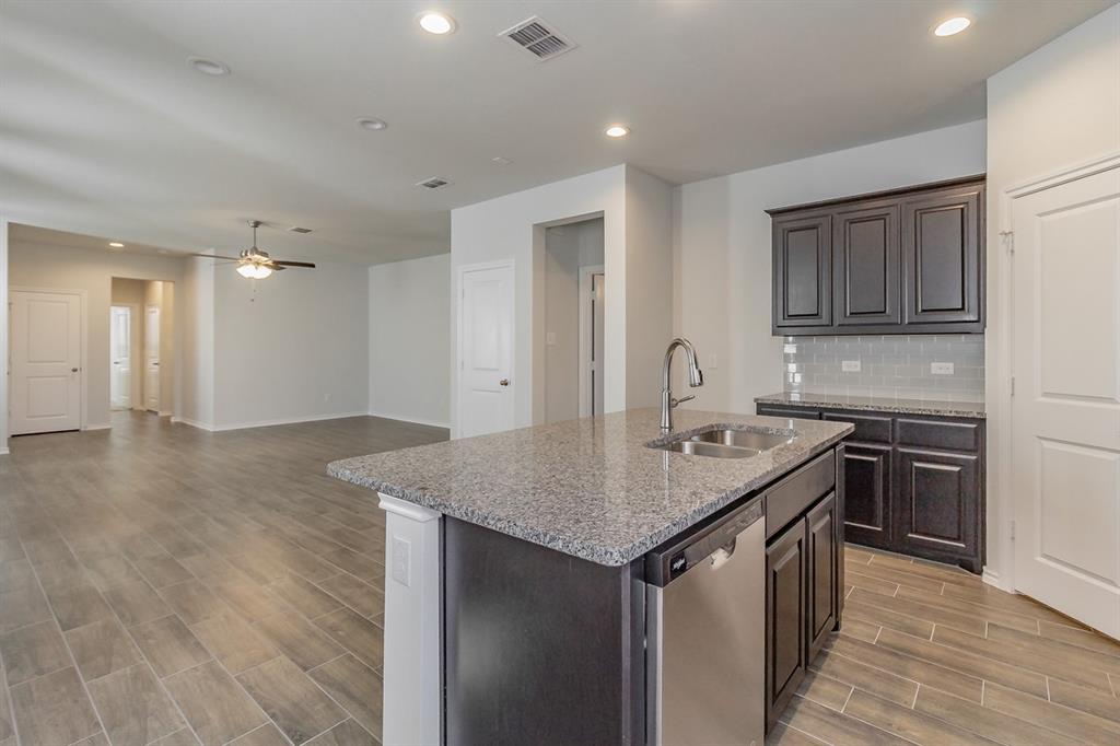 2112 River Pine Road Property Photo 14