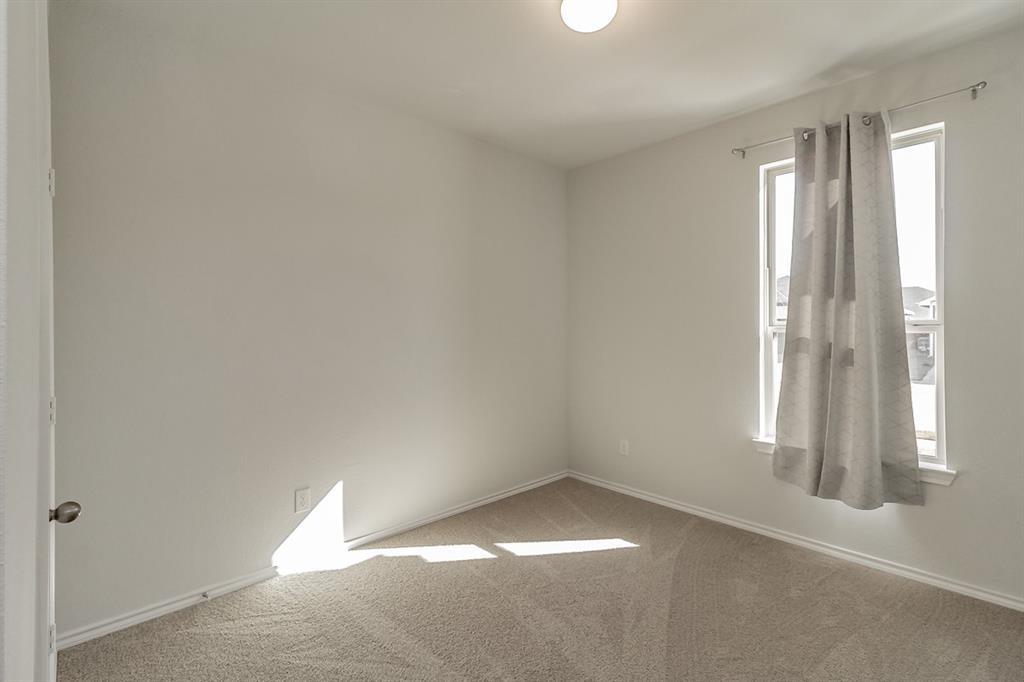 2112 River Pine Road Property Photo 23
