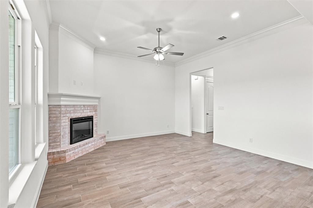 1130 Wild Rose Drive Property Photo 8