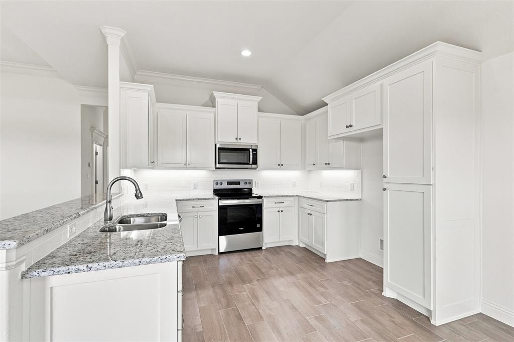 1130 Wild Rose Drive Property Photo 11