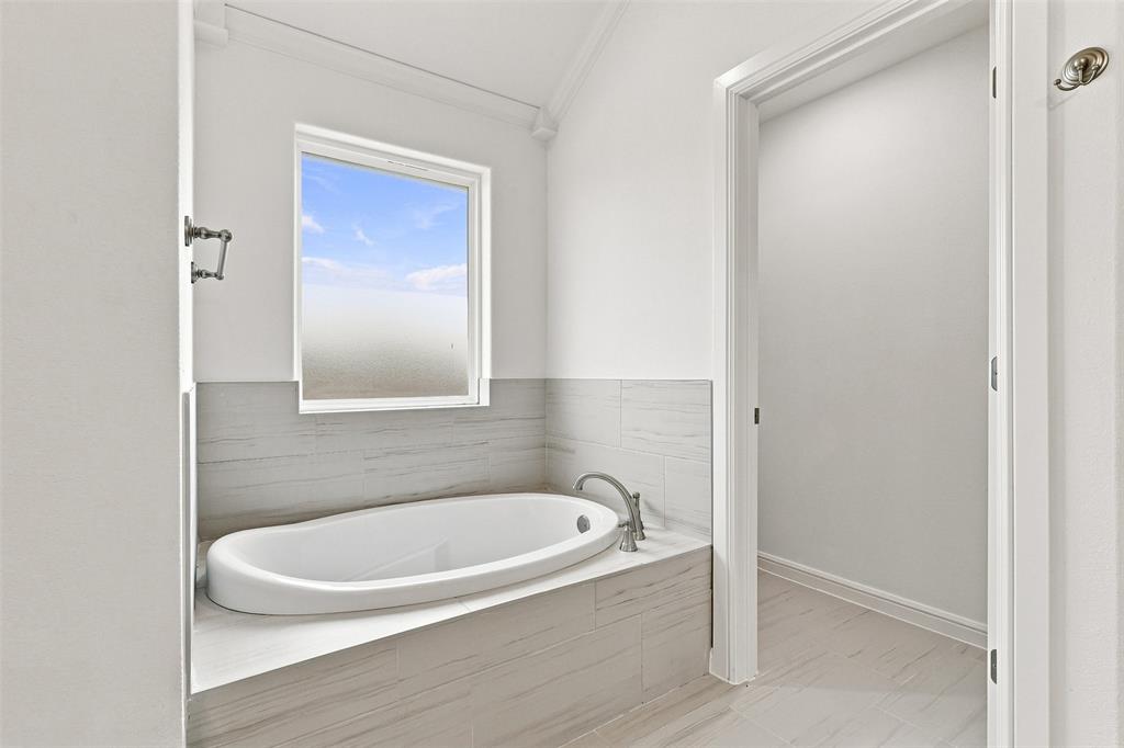 1130 Wild Rose Drive Property Photo 21