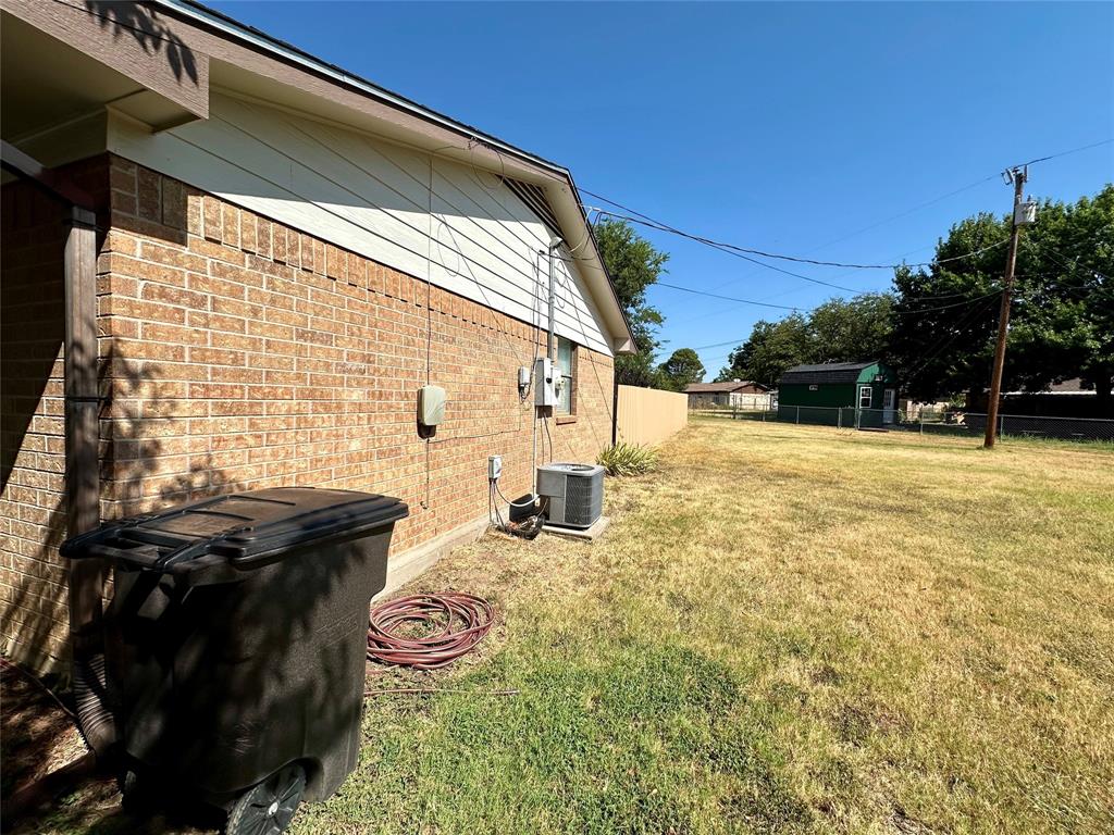 102 Mockingbird Circle Property Photo 5